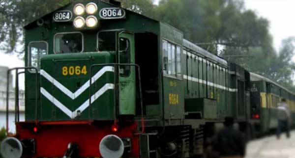 pakistani train engine