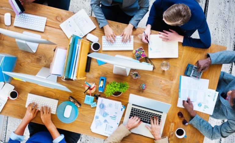 Pakistan Establishes 13 New Incubation Centers to Accelerate Startup Growth